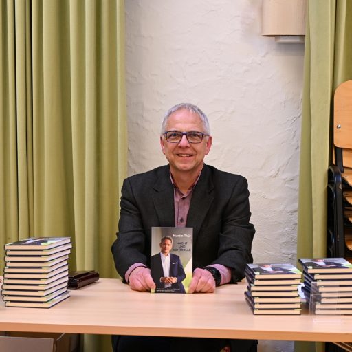Hans Sterzinger, Buchhändler in Wolkersdorf, im ‚Außendienst‘